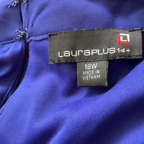 $199 Laura Dress, Excellent Condition -PLUS SIZE 18W - Picture 3 of 7